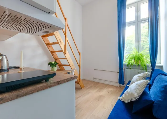 Centrum 2 Andrzeja Struga 46 * Łódź